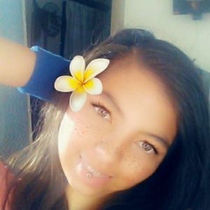 Meet your Posher, Estrella